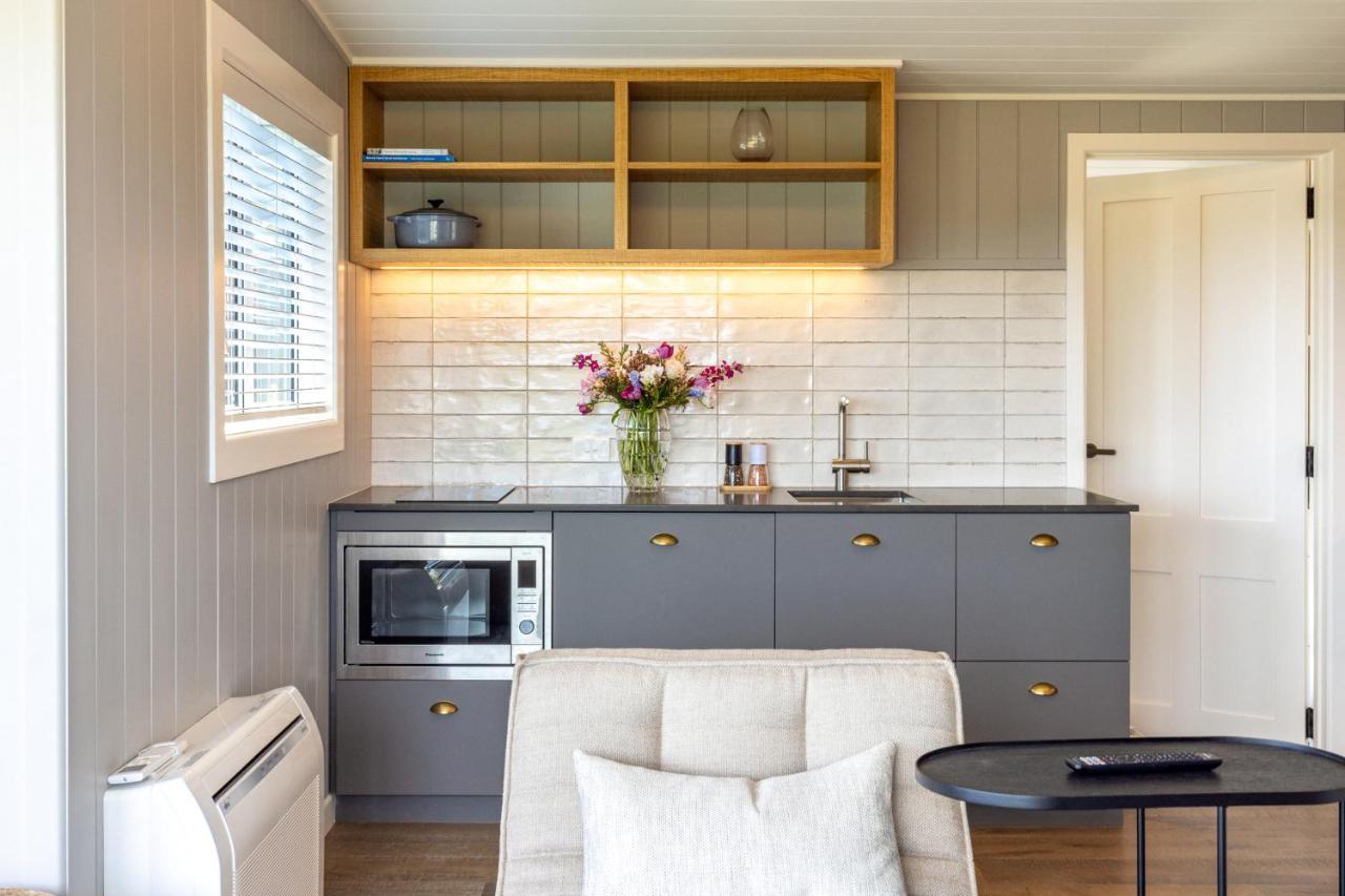 Smiths Cottage - Stay Waiheke Oneroa Extérieur photo